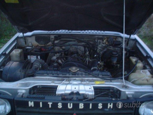 Mitsubishi Pajero I 2.5 TD 84CV Autocarro Clima