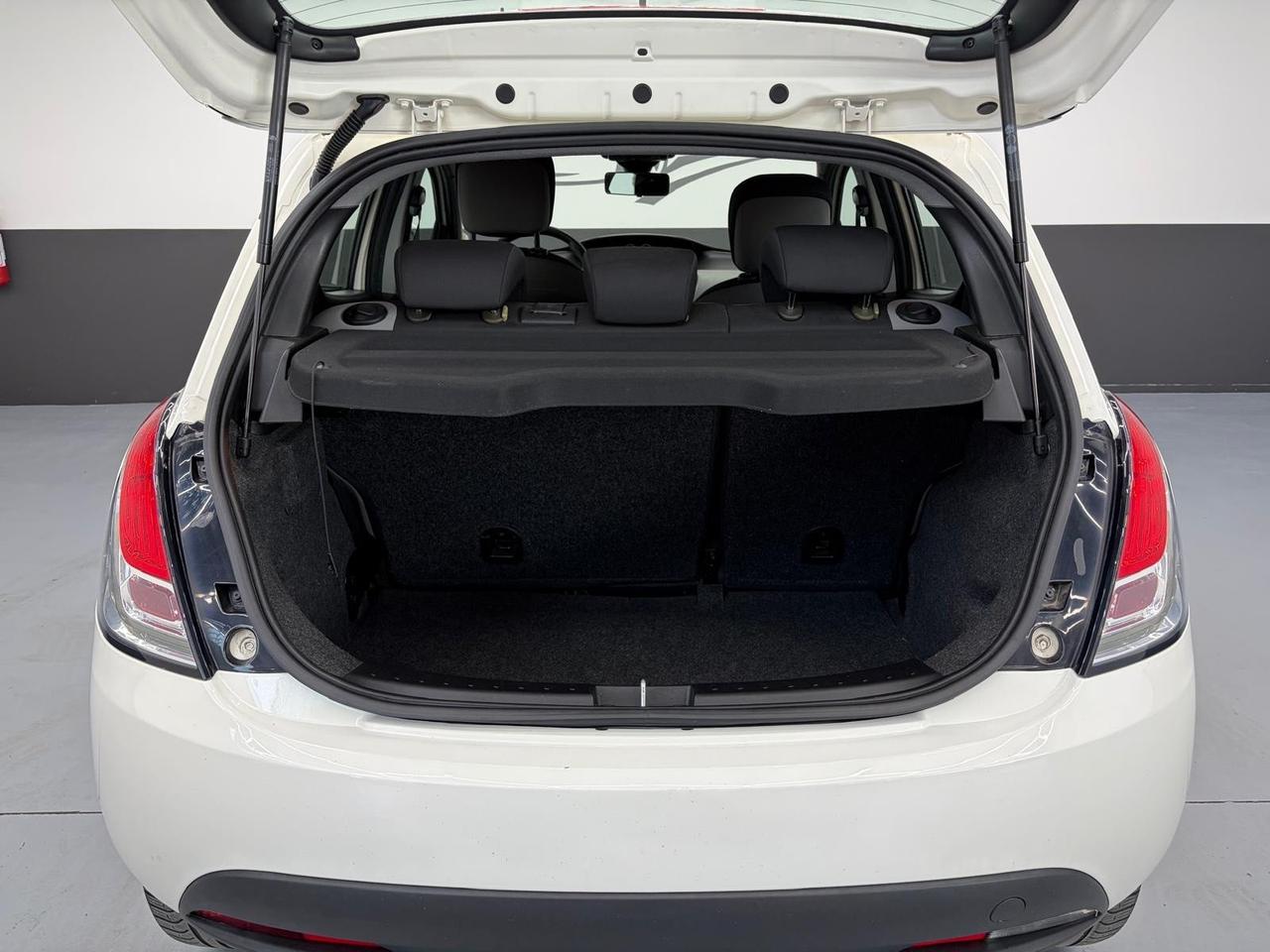 Lancia Ypsilon 1.2 69 CV 5 porte S&S Platinum