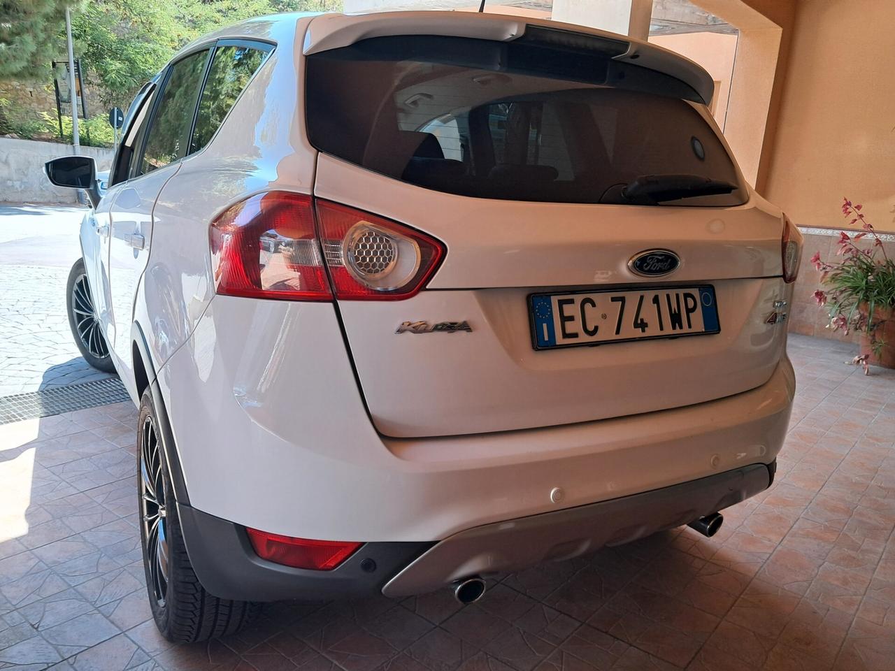 Ford Kuga 2.0 TDCi 163 CV 4WD Titanium DPF