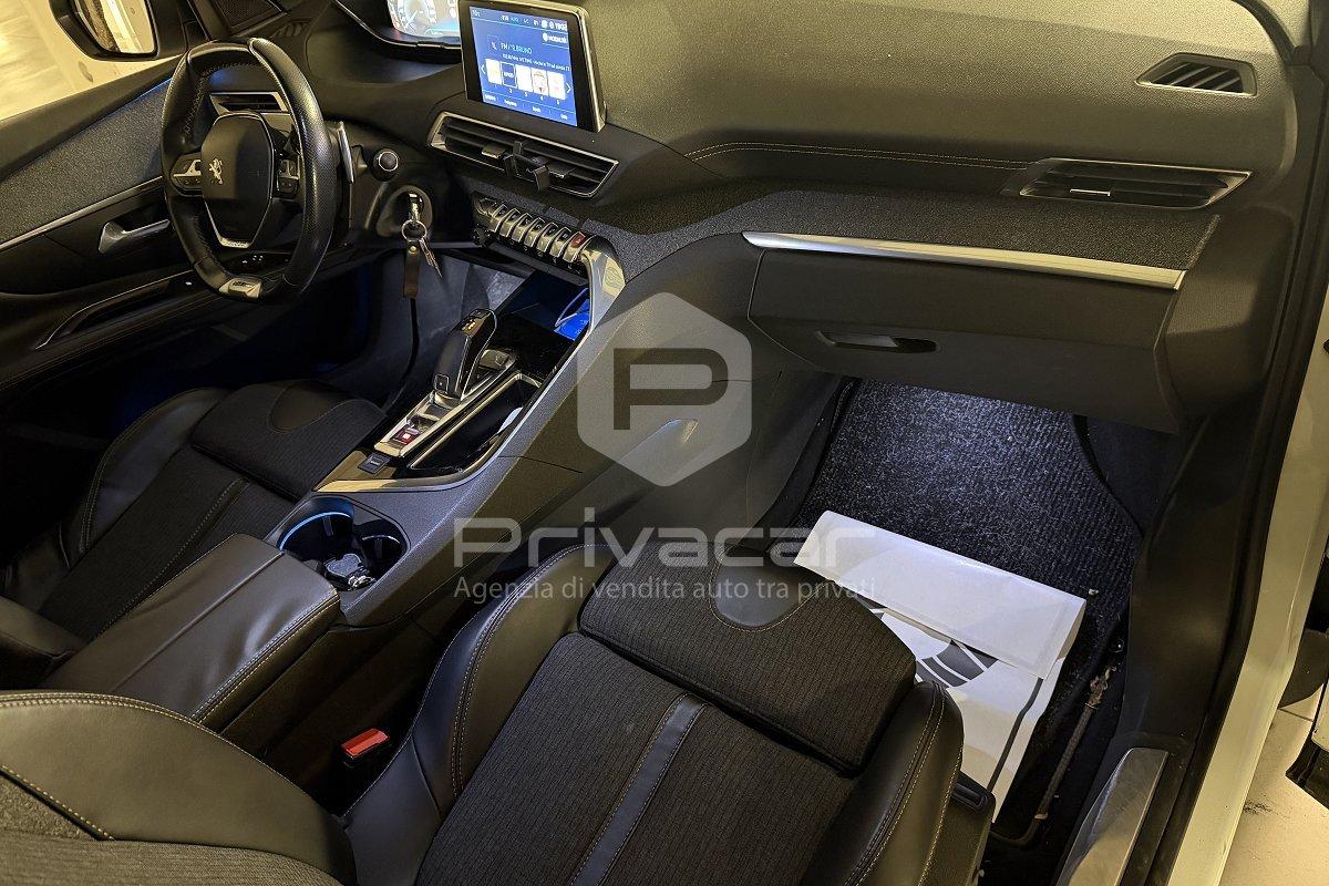 PEUGEOT 3008 BlueHDi 120 S&S EAT6 Active