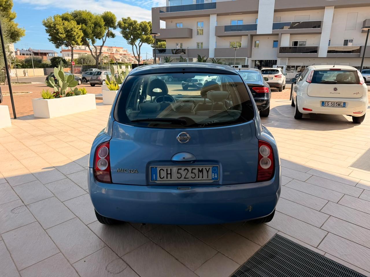 Nissan Micra 1.2 16V 5 porte Visia