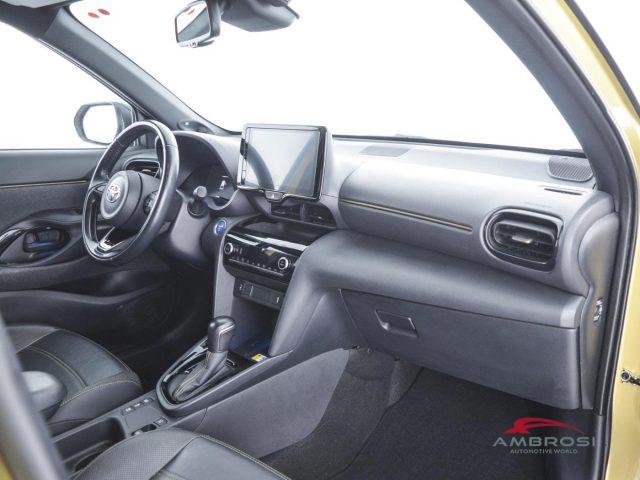 TOYOTA Yaris Cross 1.5 Hybrid 5p. E-CVT AWD-i Premiere