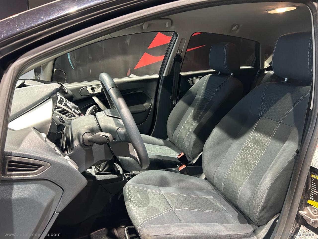 FORD Fiesta 1.4 GPL 5p. Titanium