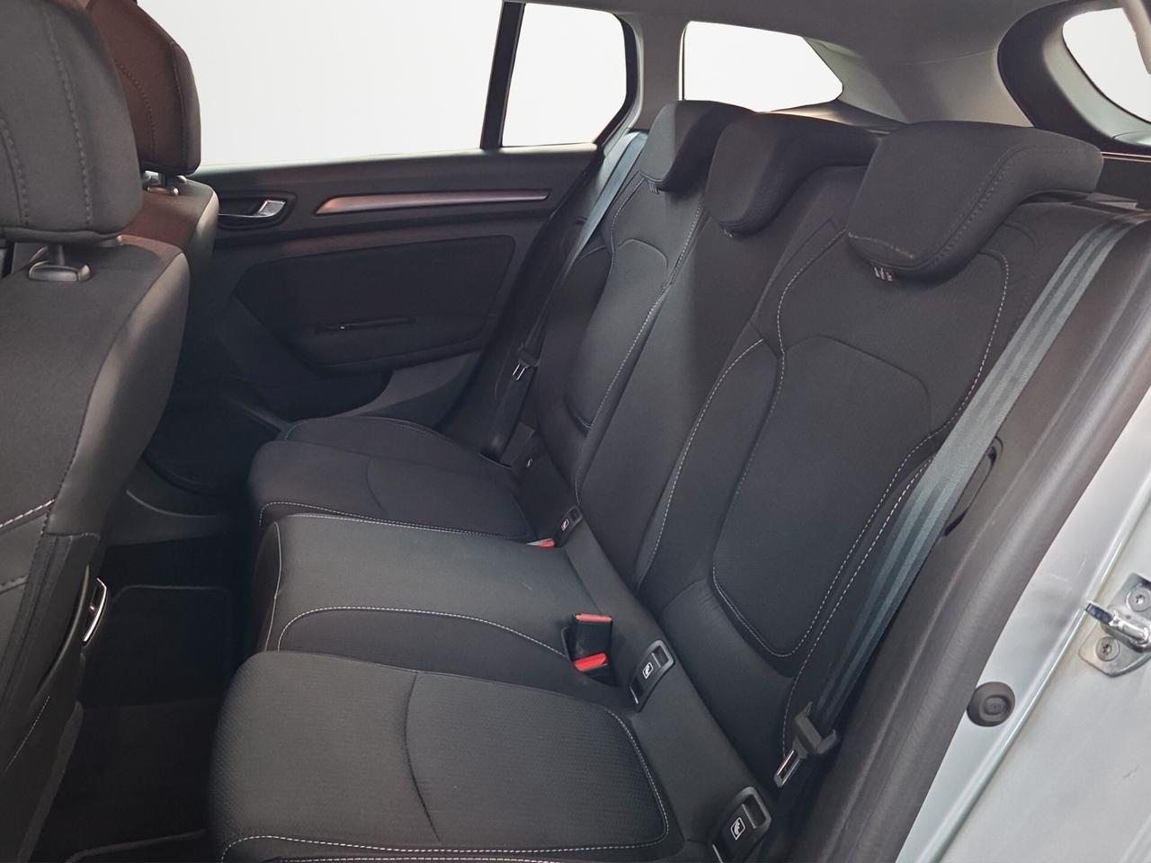 (AUTOCARRO N1) Mégane Sporter Blue dCi 115 CV EDC Business