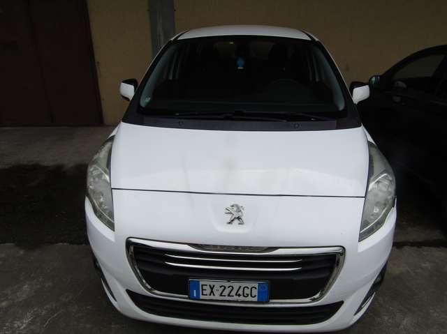 Peugeot 5008 1.6 hdi 8v Active 115cv