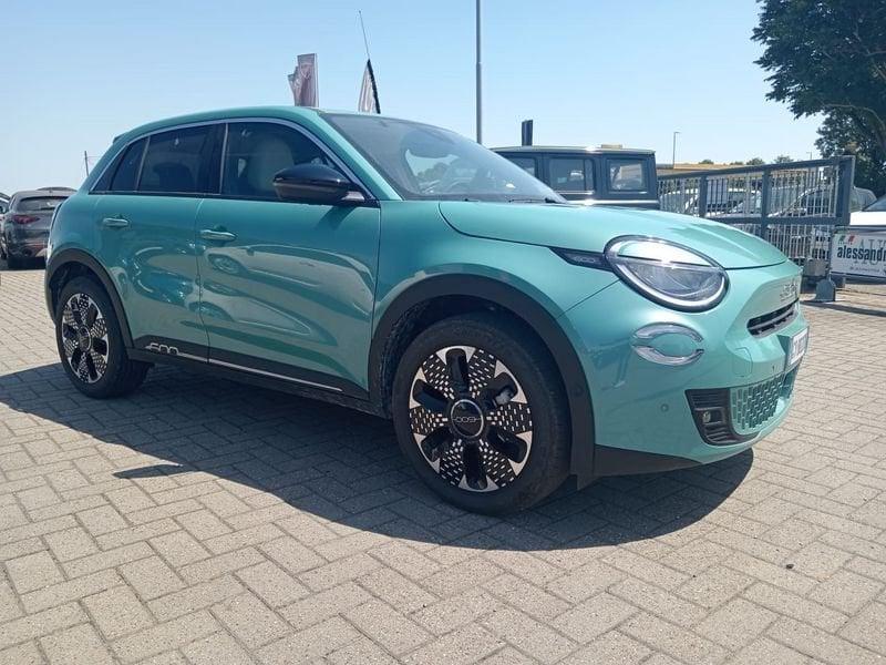 FIAT 600 1.2 Hybrid 100cv La Prima