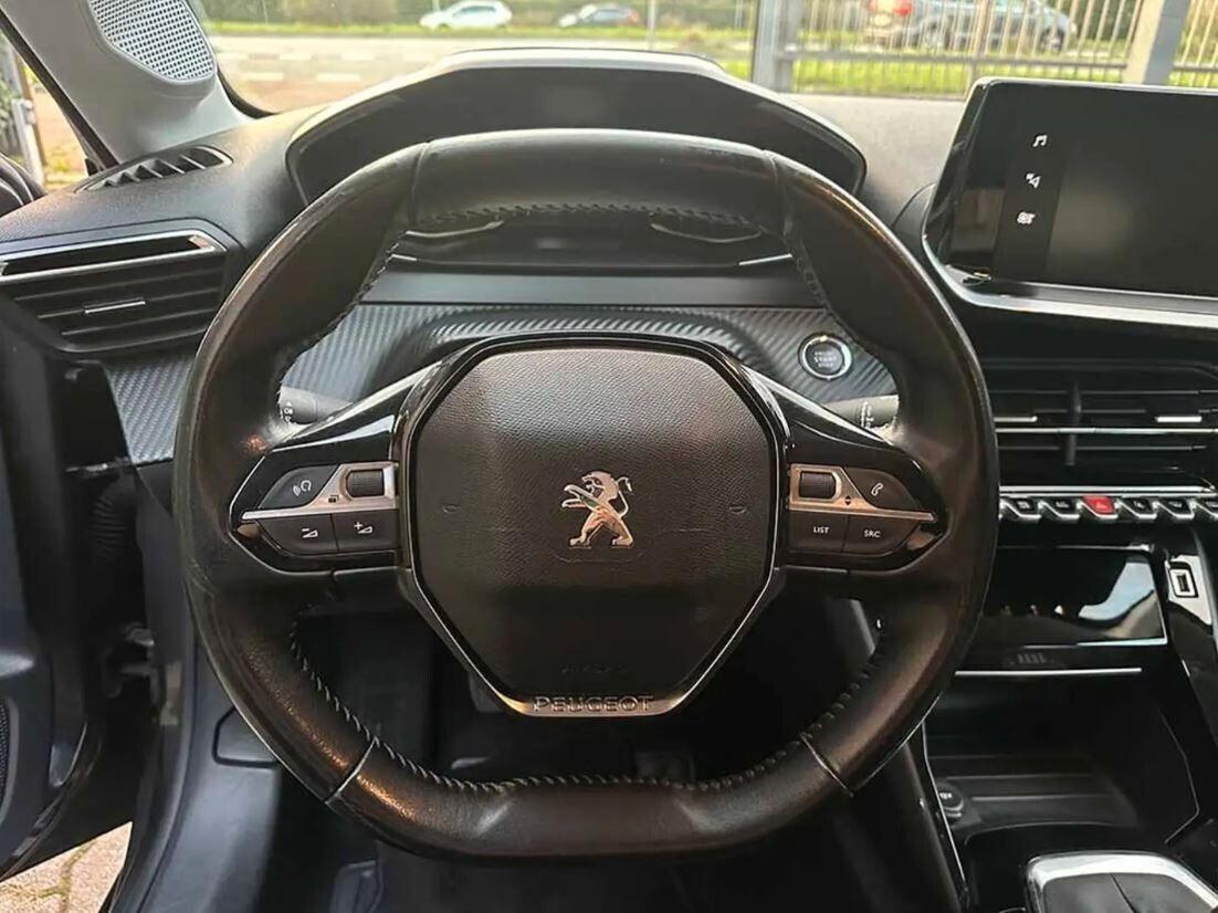 Peugeot 208 BlueHDi 100 Allure - 2020