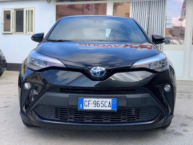 TOYOTA C-HR 1.8 Hybrid E-CVT Business