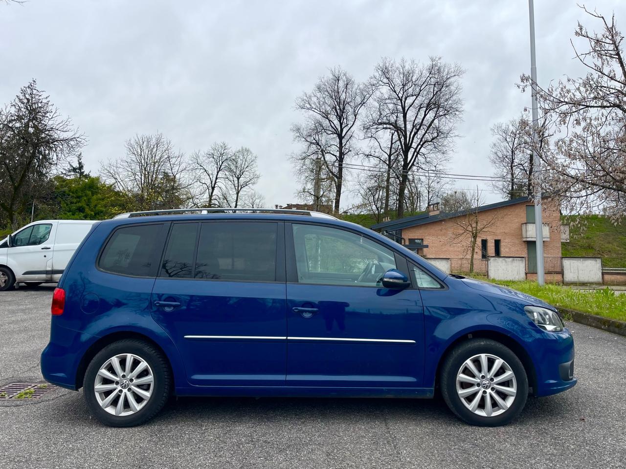 Volkswagen Touran 2.0 TDI 140 CV DSG Highline