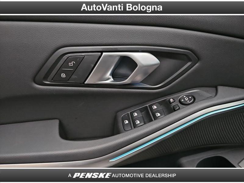 BMW Serie 3 318d Touring mhev 48V MSport auto