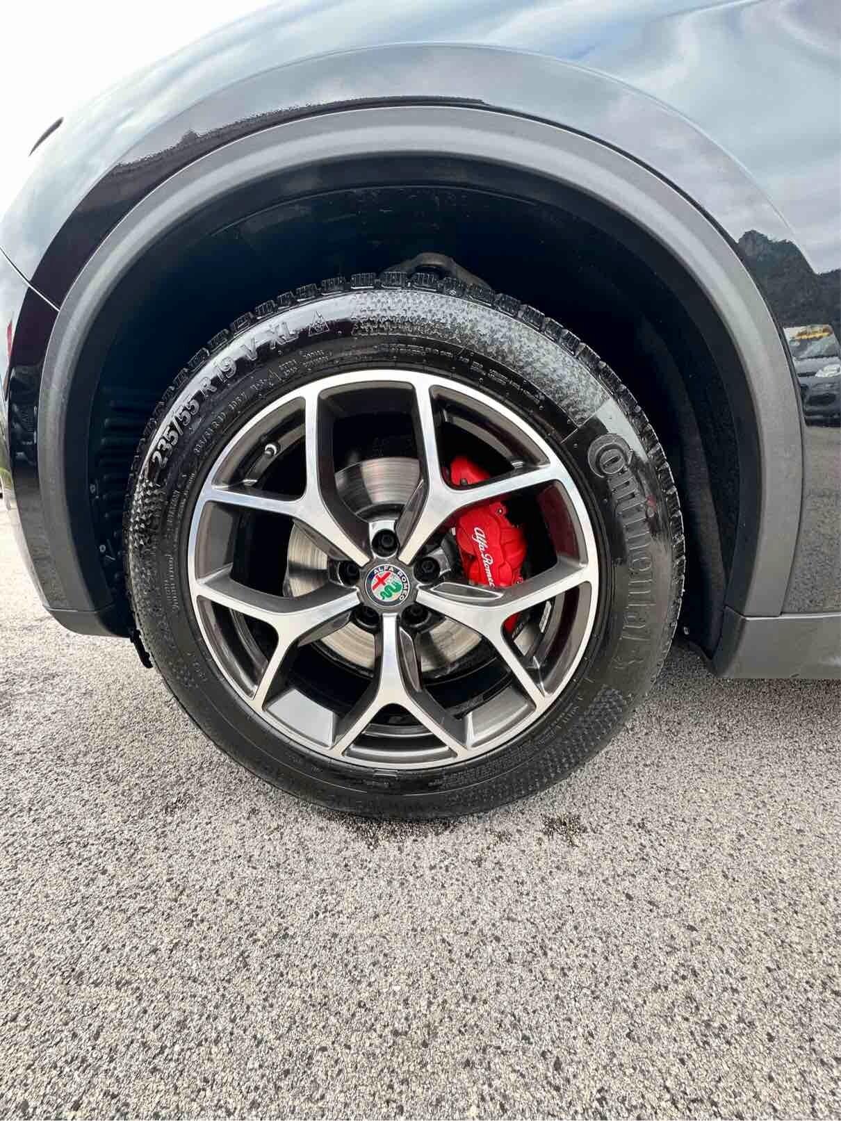 Alfa Romeo Stelvio 2.2 Turbodiesel 210 CV AT8 Q4 Executive