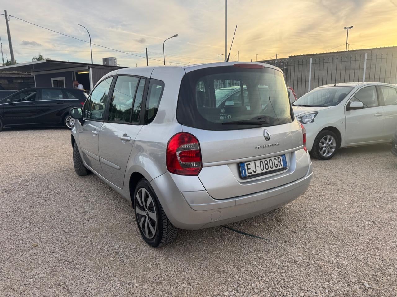 Renault Modus 1.2 16V Wave