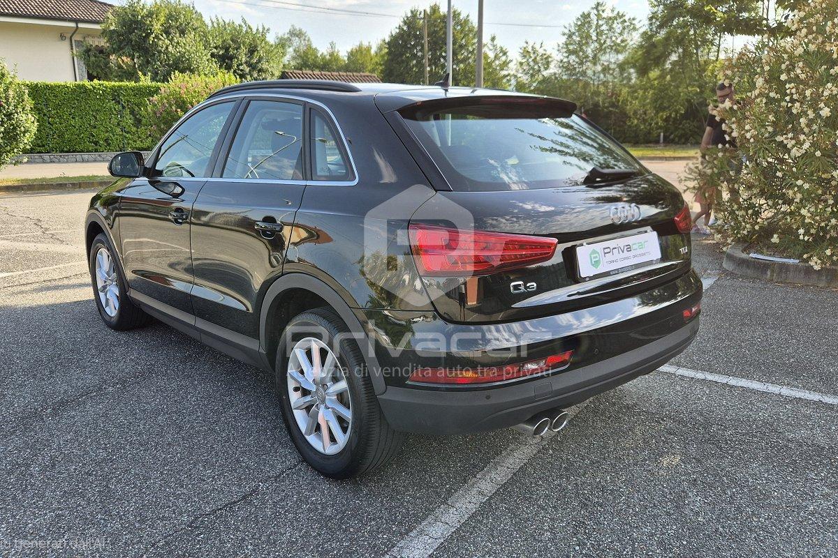 AUDI Q3 2.0 TDI 120 CV S tronic Business