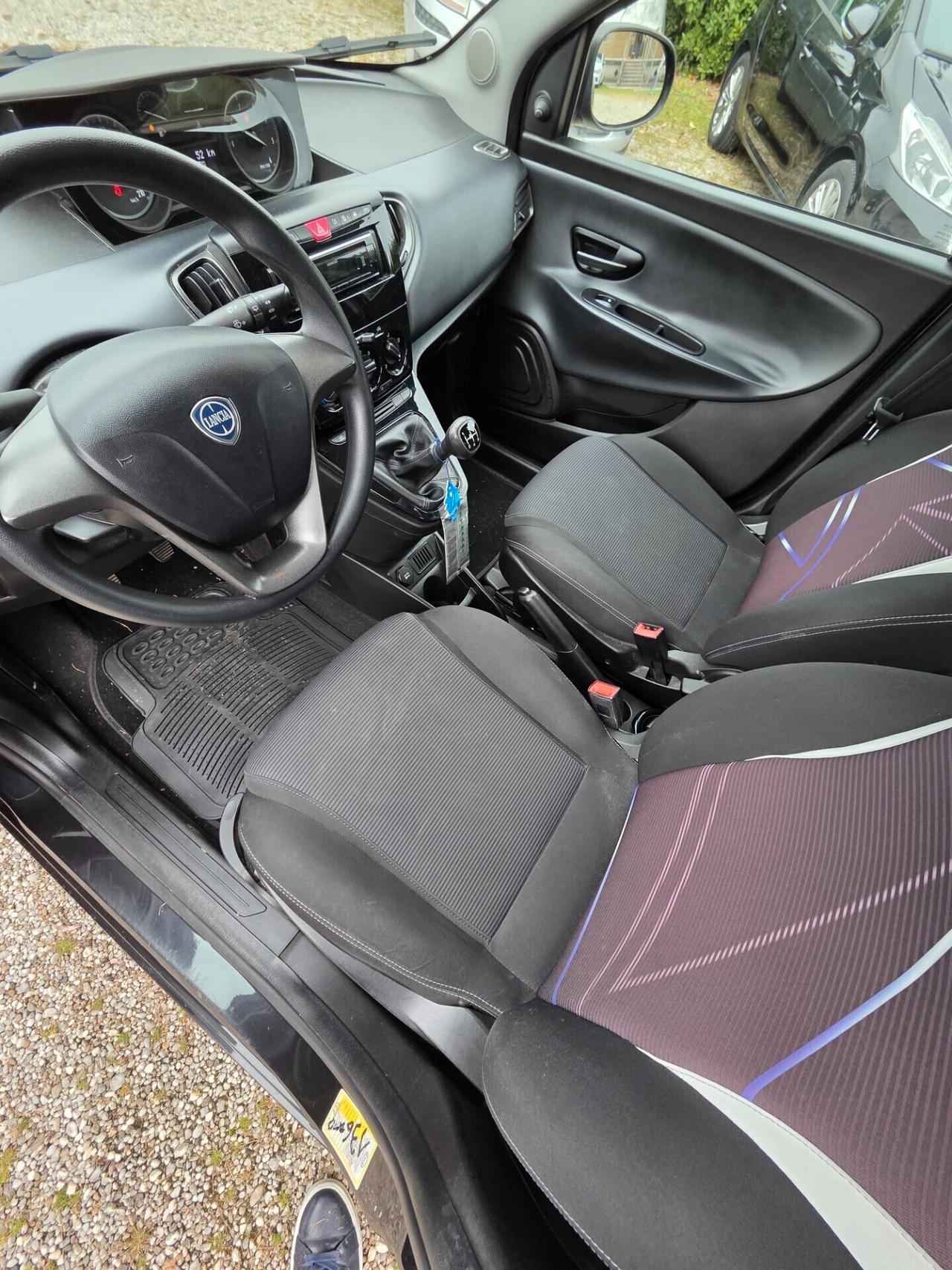 Lancia Ypsilon 1.3 MJT 95 CV Finanziabile