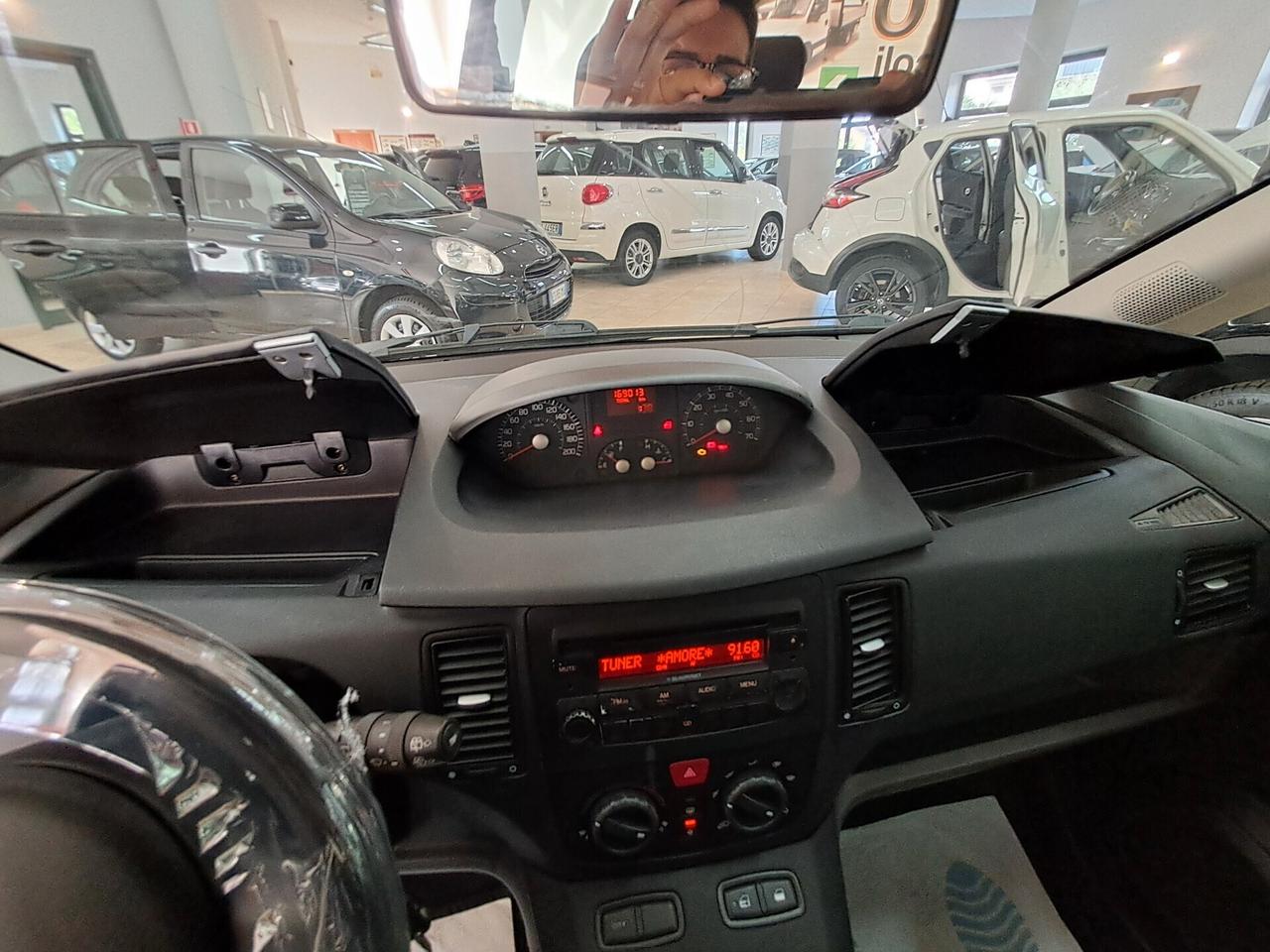 Fiat Idea 1.2 16V BlackLabel