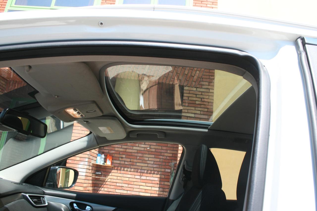 Nissan Qashqai 1.5 dCi 110 cv N-Connecta