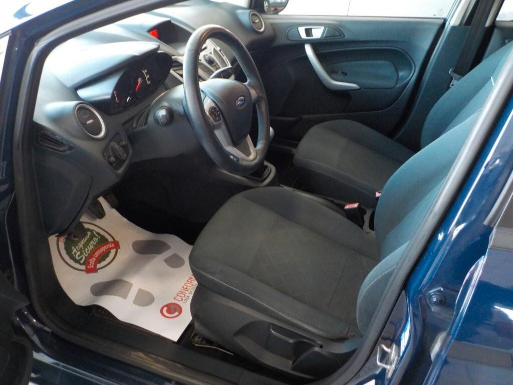 Ford Fiesta 1.2 60CV 5p. Titanium . Guidabile da neopatentati.