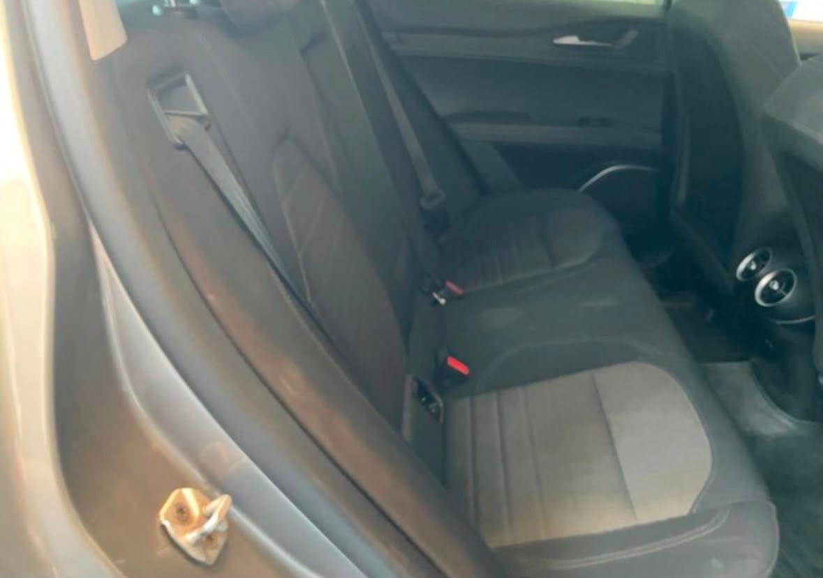Alfa Romeo Stelvio 2.2 190 CV AT8 Q4 Business 10/2019
