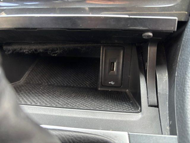 VOLKSWAGEN Golf Variant 1.6 TDI 115 CV Trendline BMT