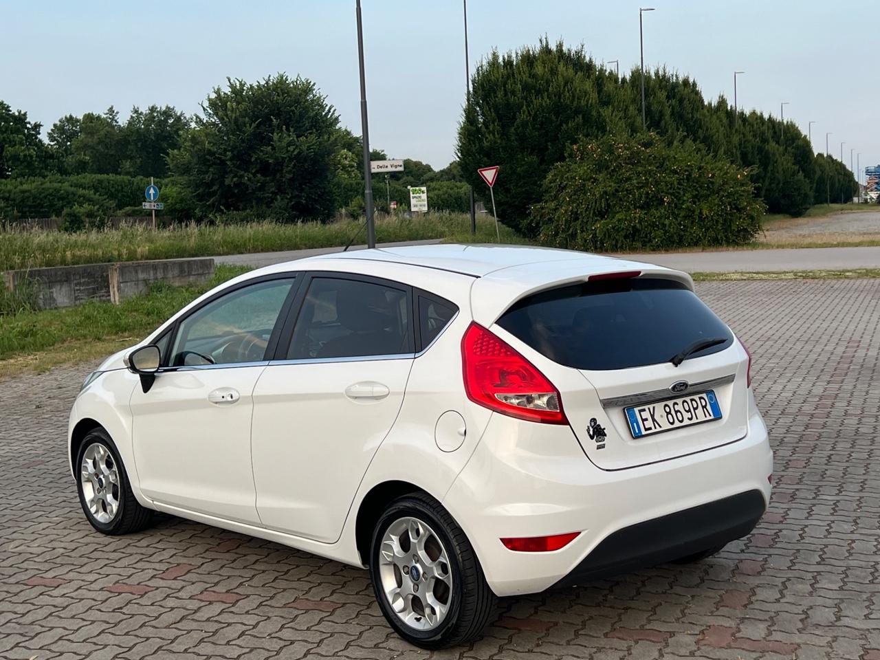 Ford Fiesta 1.4 5 porte Bz.- GPL Titanium