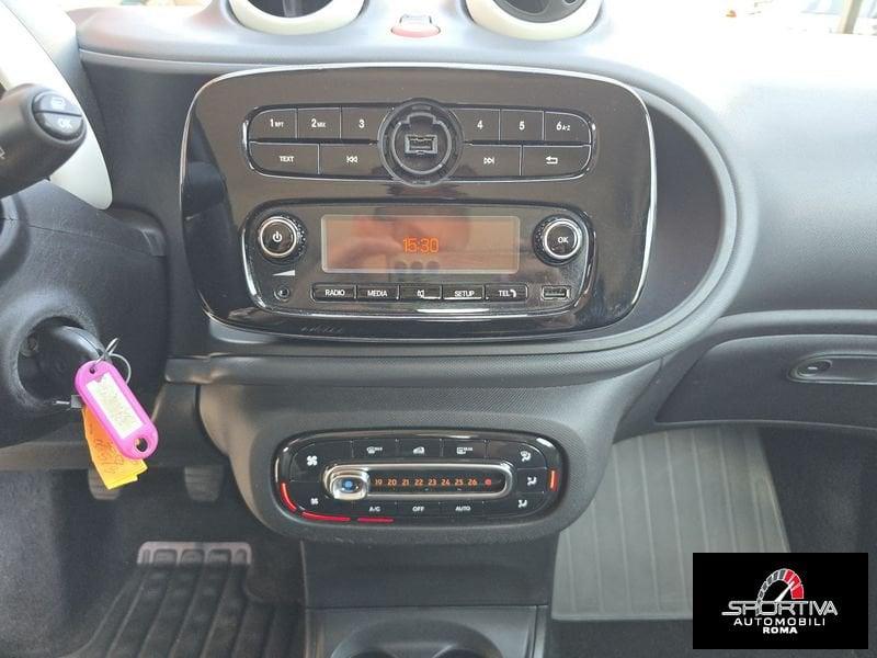 smart fortwo TOTAL BLACK CERCHI DIAMANTATI UNIPRO!