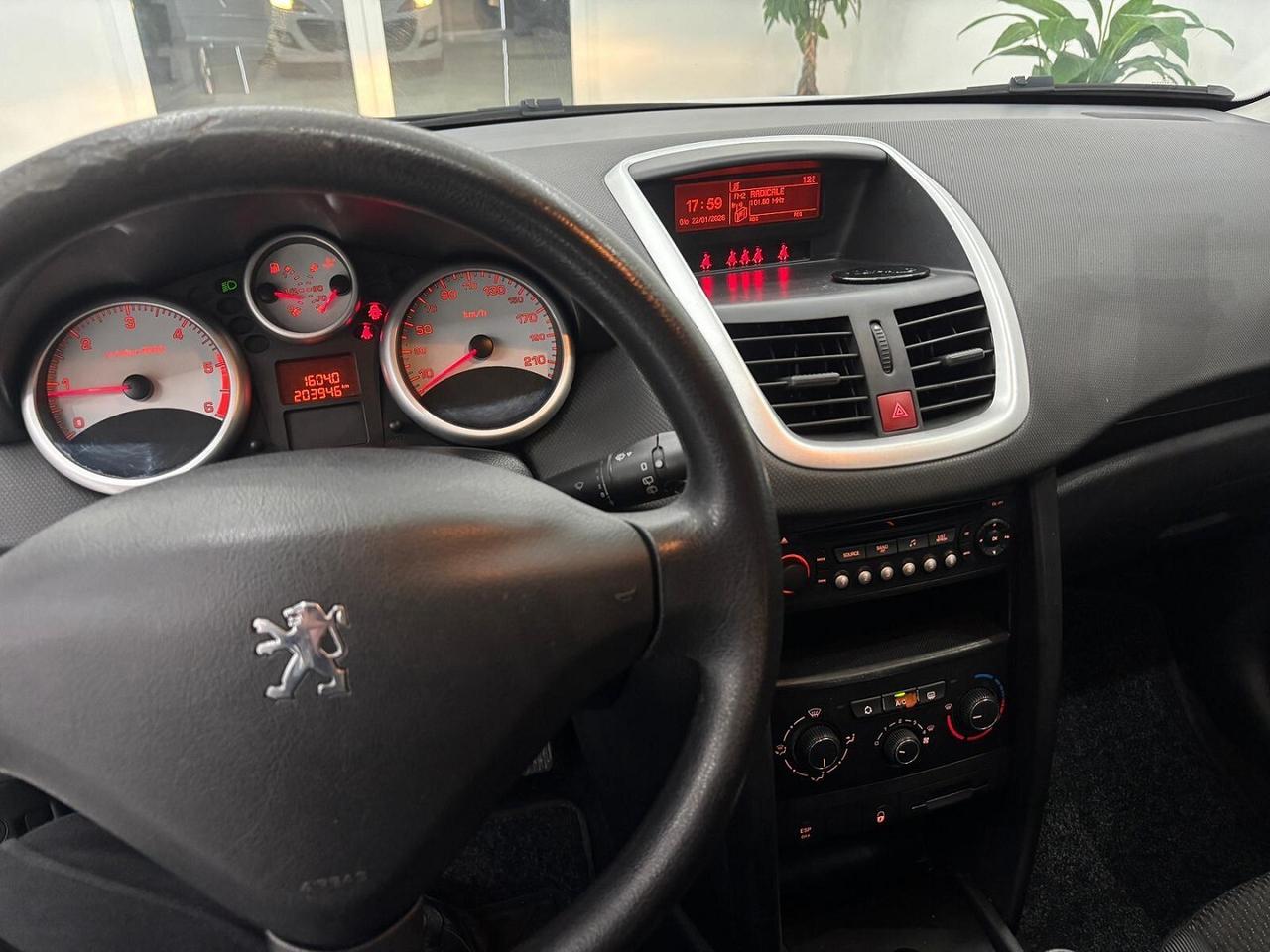 PEUGEOT 207 1.4 HDi 70CV ANNO 2010