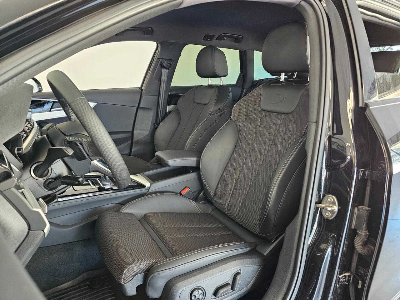 Audi A4 Avant 40 2.0 tdi mhev S line Quattro s-tronic