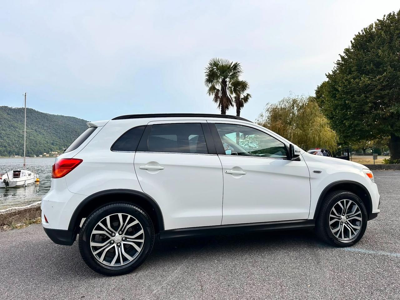 Mitsubishi ASX 2.2 DI-D 150 CV aut. 4WD Intense Navi