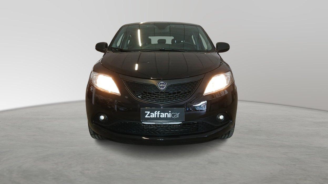 LANCIA Ypsilon 3ª serie - Ypsilon 1.2 69 CV 5 porte GPL Ecochic Black and Noir
