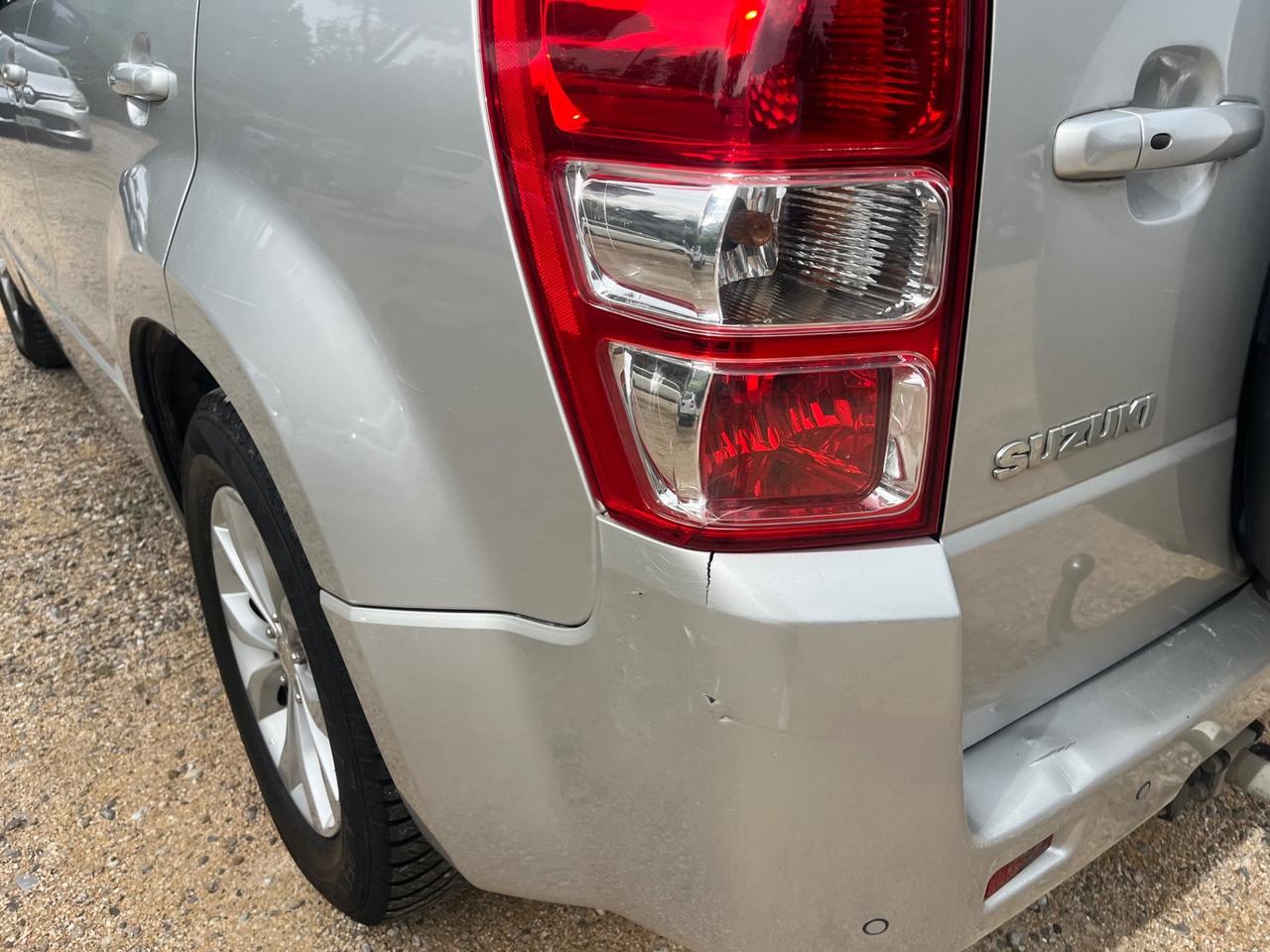 Suzuki Grand Vitara 1.9 DDiS 5 porte Evolution Plus (Gancio di Traino )