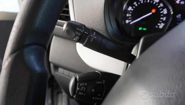 PEUGEOT Traveller BlueHDi 150 S&S Standard Busin