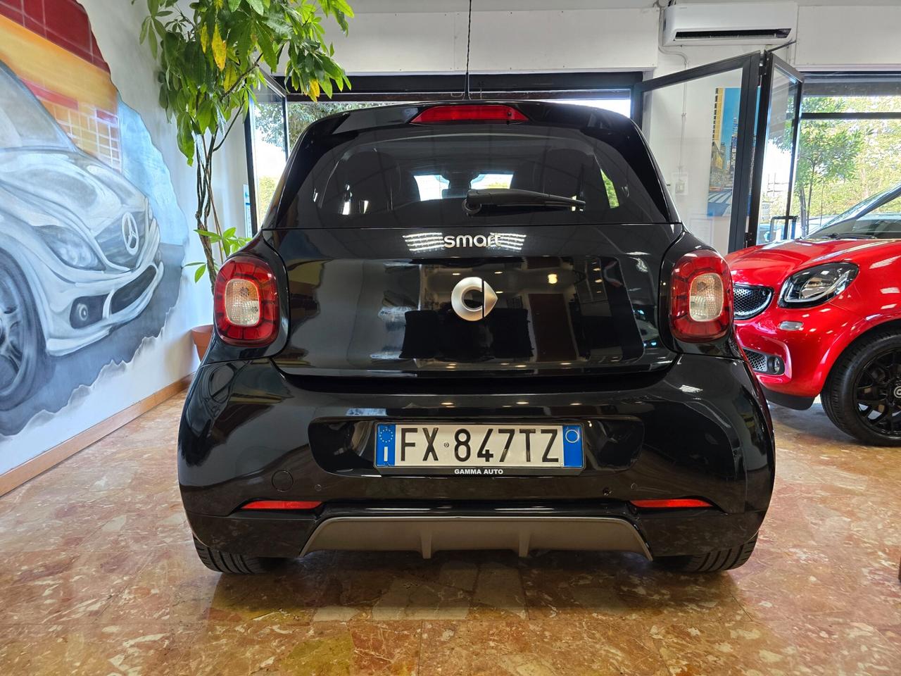 SMART FORFOUR 0.9 TURBO 90CV TWINAMIC SUPERPASSION NERA TRIDION NERA C.L.16 NAVI UFFICIALE