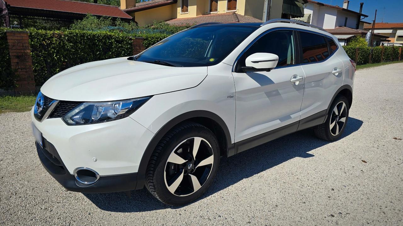 Nissan Qashqai 1.2 DIG-T N-Connecta - PERFETTA