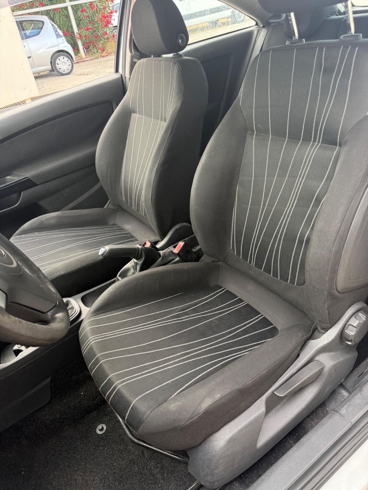 Opel Corsa Diesel 1.3 CDTi 75cv NEOPATENTATI OK