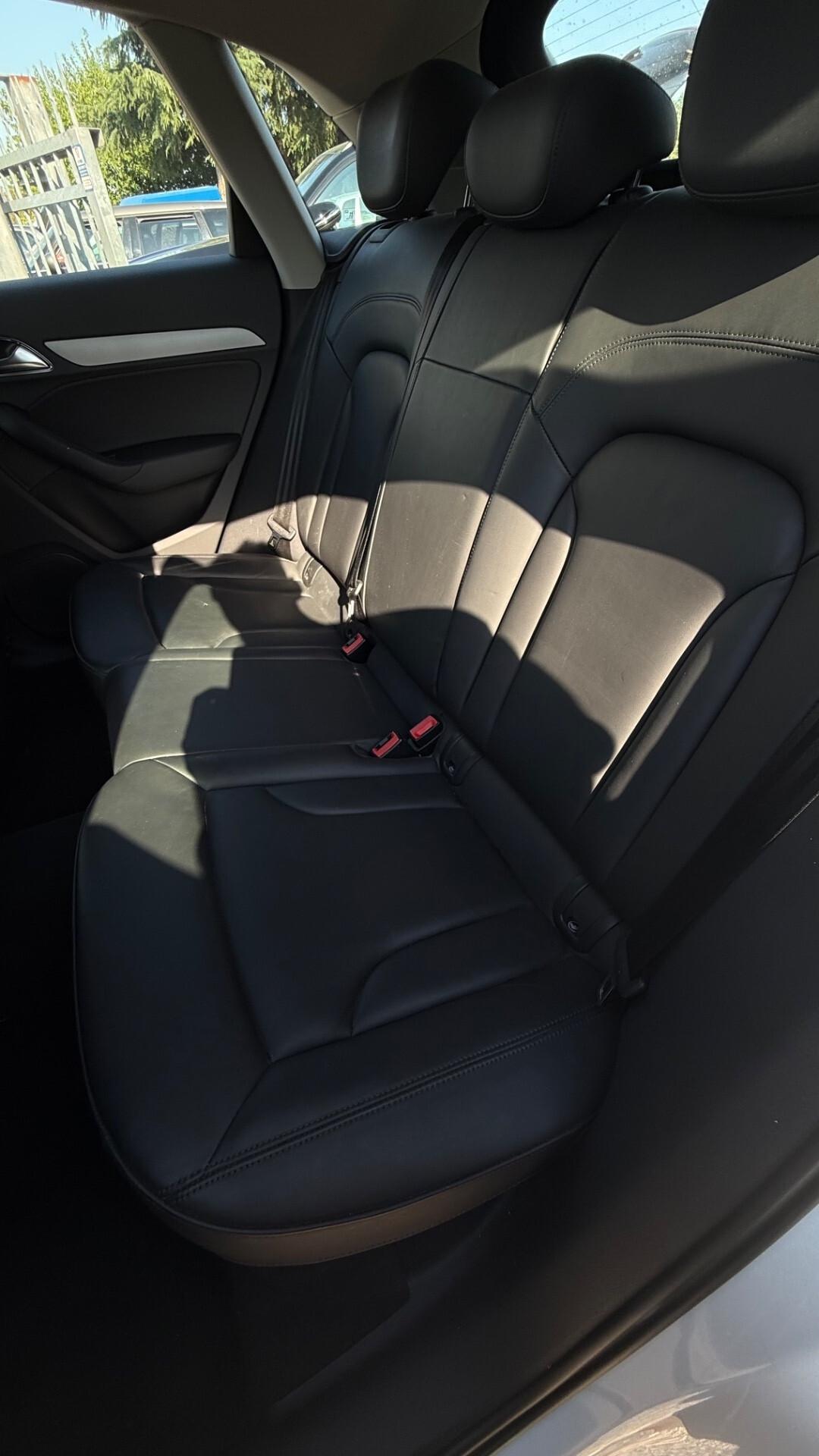 Audi Q3 2.0 TDI 140 CV quattro S tronic Sline