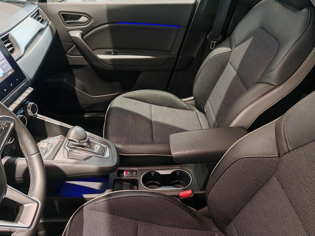 Renault Captur Plug-in Hybrid E-Tech 160 CV Intens