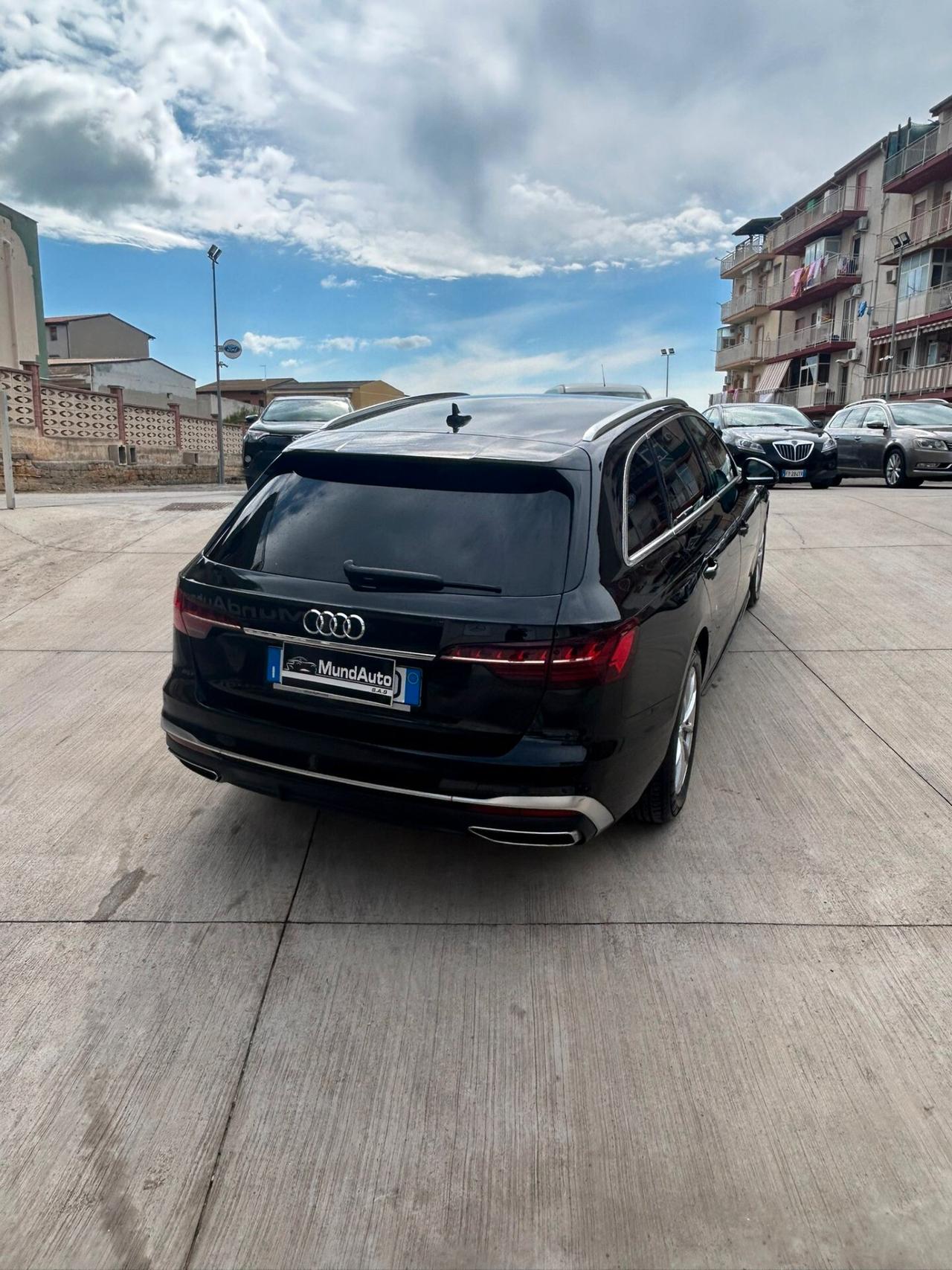 Audi A4 Avant 35 TDI/163 CV S tronic line edition