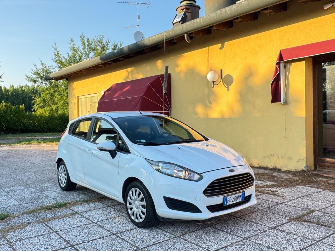 Ford Fiesta 1.5 TDCi 75CV 5 porte Business