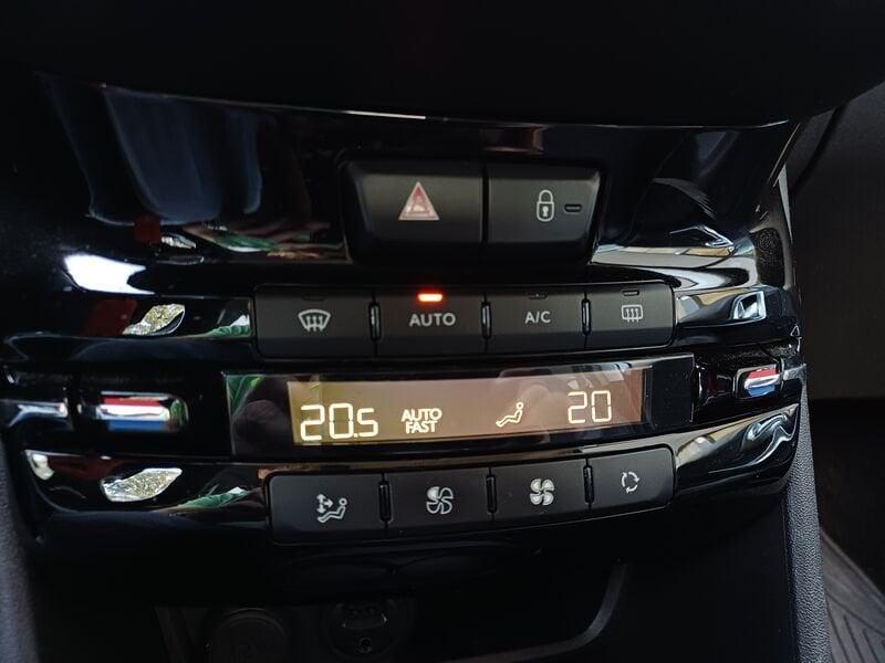 Peugeot 2008 2008 1.6 bluehdi Allure 100cv ALL GRIP - GARANZIA
