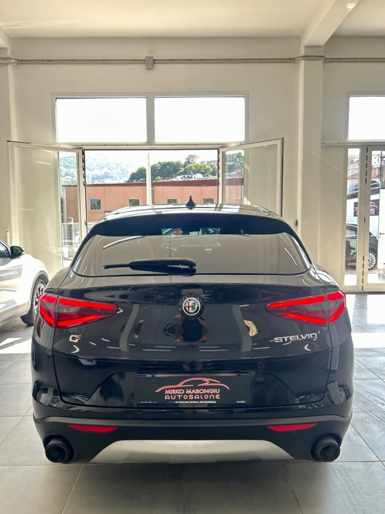 Alfa Romeo Stelvio 2.2 210 CV AT8 Q4 FINANZIABILE