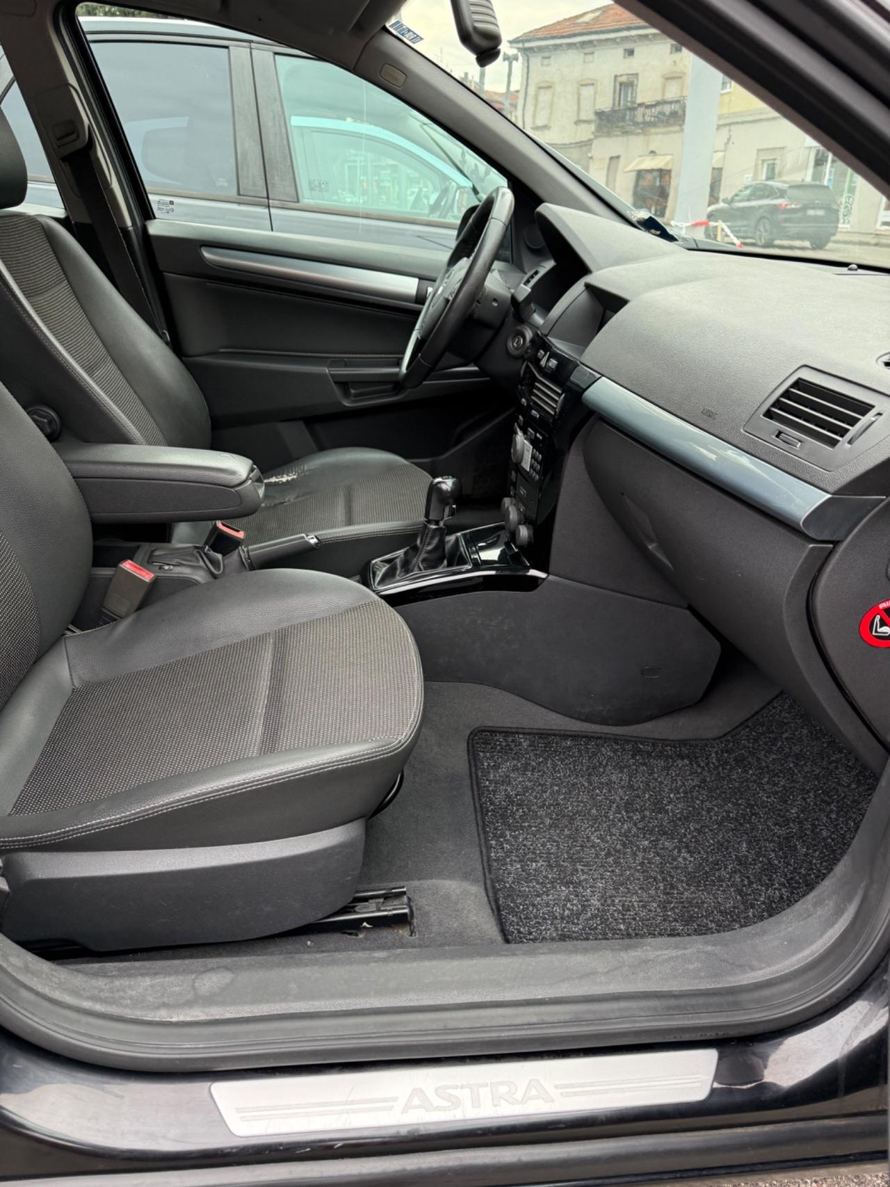 Opel Astra 1.7 CDTI 110CV ecoFLEX 5 porte Enjoy