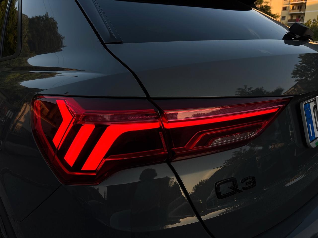 Audi Q3 40 TDI quattro S tronic S- line LED MATRIX