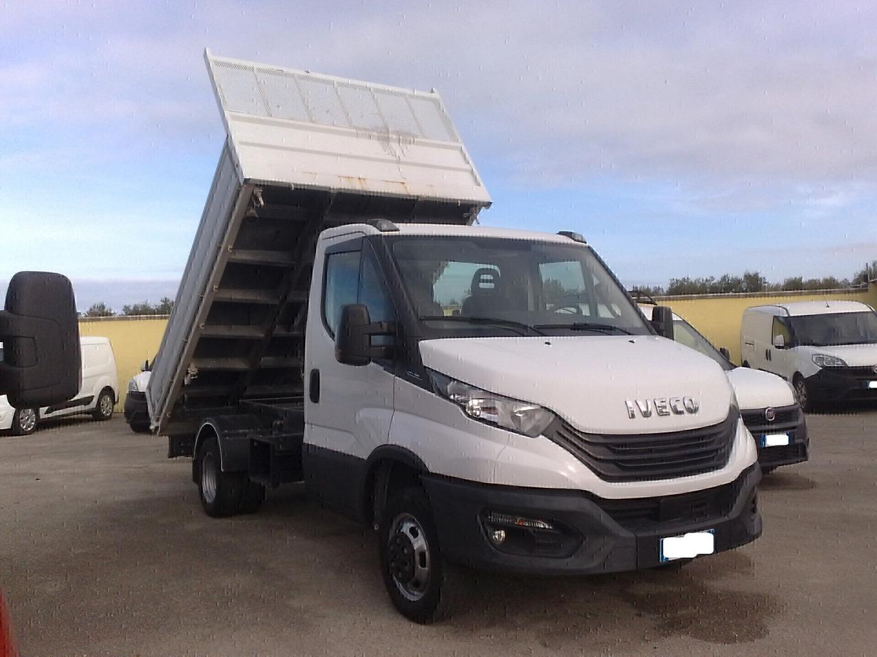Iveco Daily 35c14 ribaltabile trilaterale - 2022
