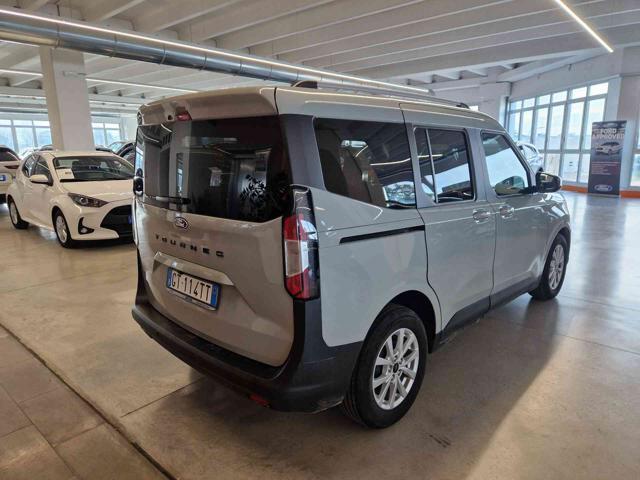 FORD Tourneo Courier 1.0 EcoBoost Titanium