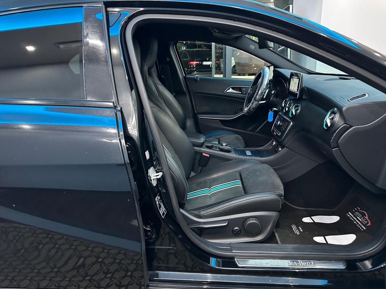 Mercedes-benz A 200 d Automatic 4Matic Premium force