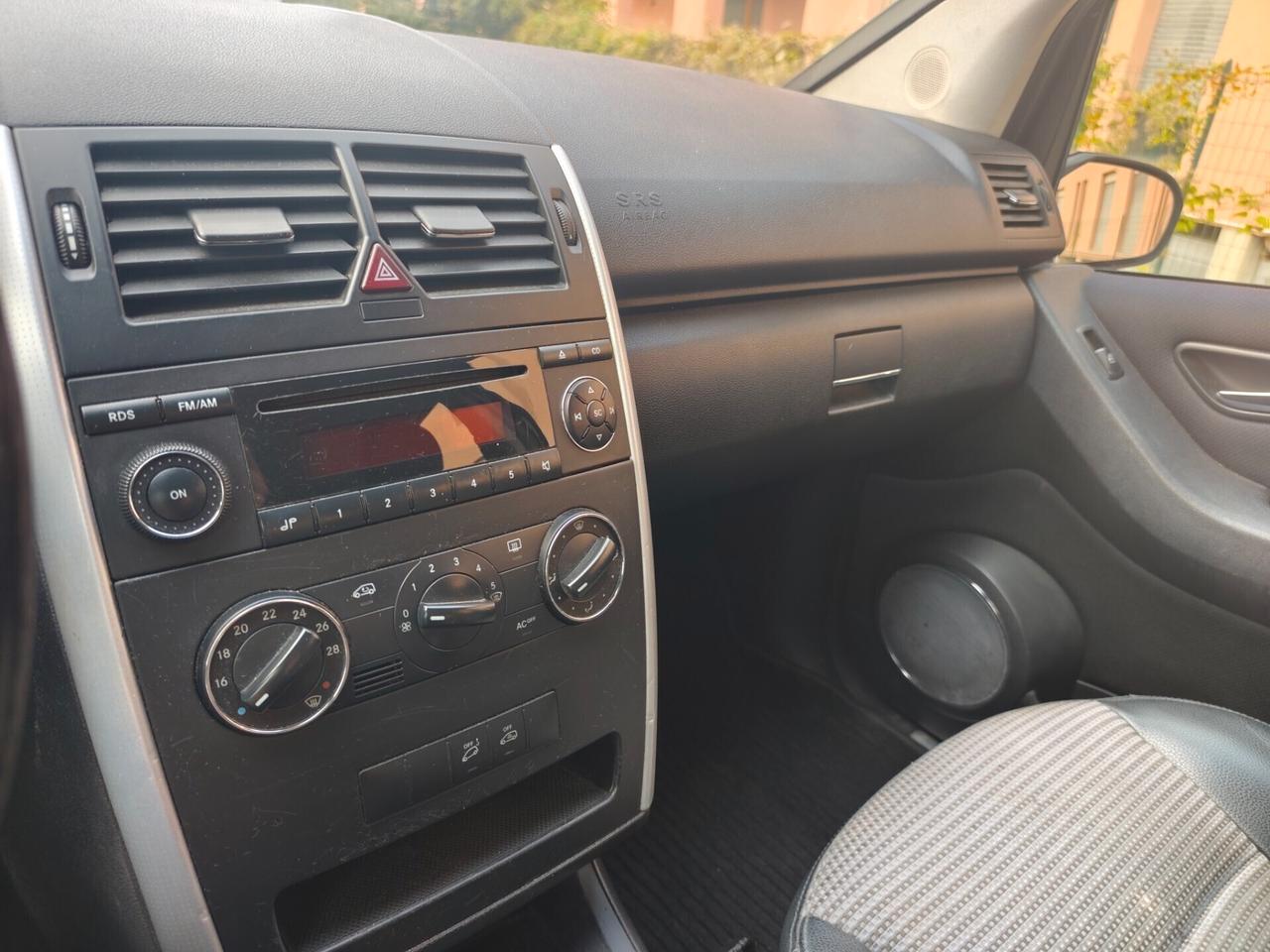 Mercedes-benz A 150 benzina euro 4 5 porte
