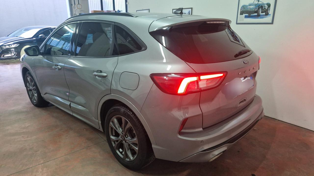 Ford Kuga 1.5 EcoBoost 2WD ST-Line Retrocam navi usb
