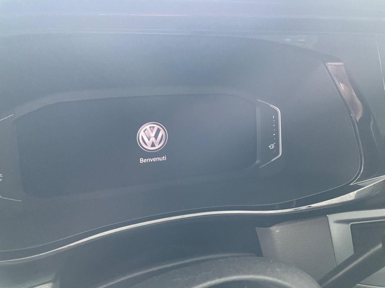 VOLKSWAGEN T6.1 2.0TDI 199cv DSG 4 Motion 6Posti