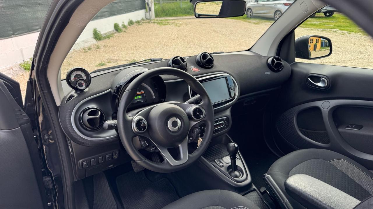 Smart ForTwo EQ Berlin Black Passion