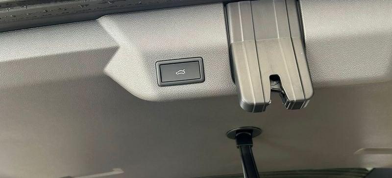 Volkswagen Multivan Multivan 1.5 PHEV DSG 4Motion Edition